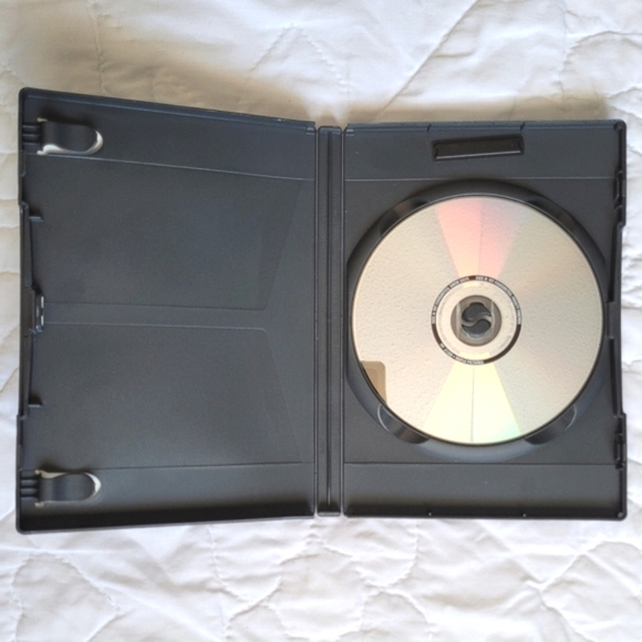 3/$15 🌸 HiT Entertainment Double Feature: Snow Days & Frosty Friends - Picture 3 of 5